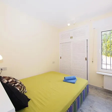 Bilbao By Interhome Vila Roses